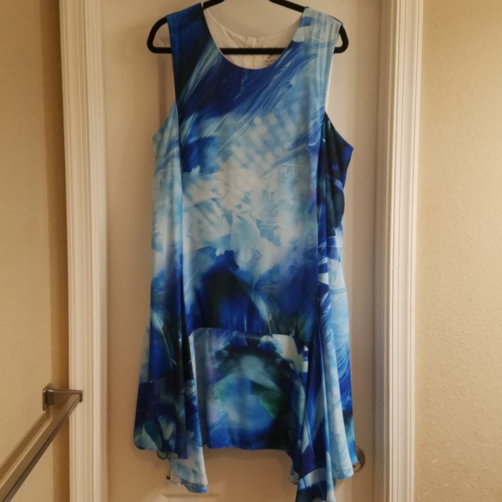 Julia Jordan Dress